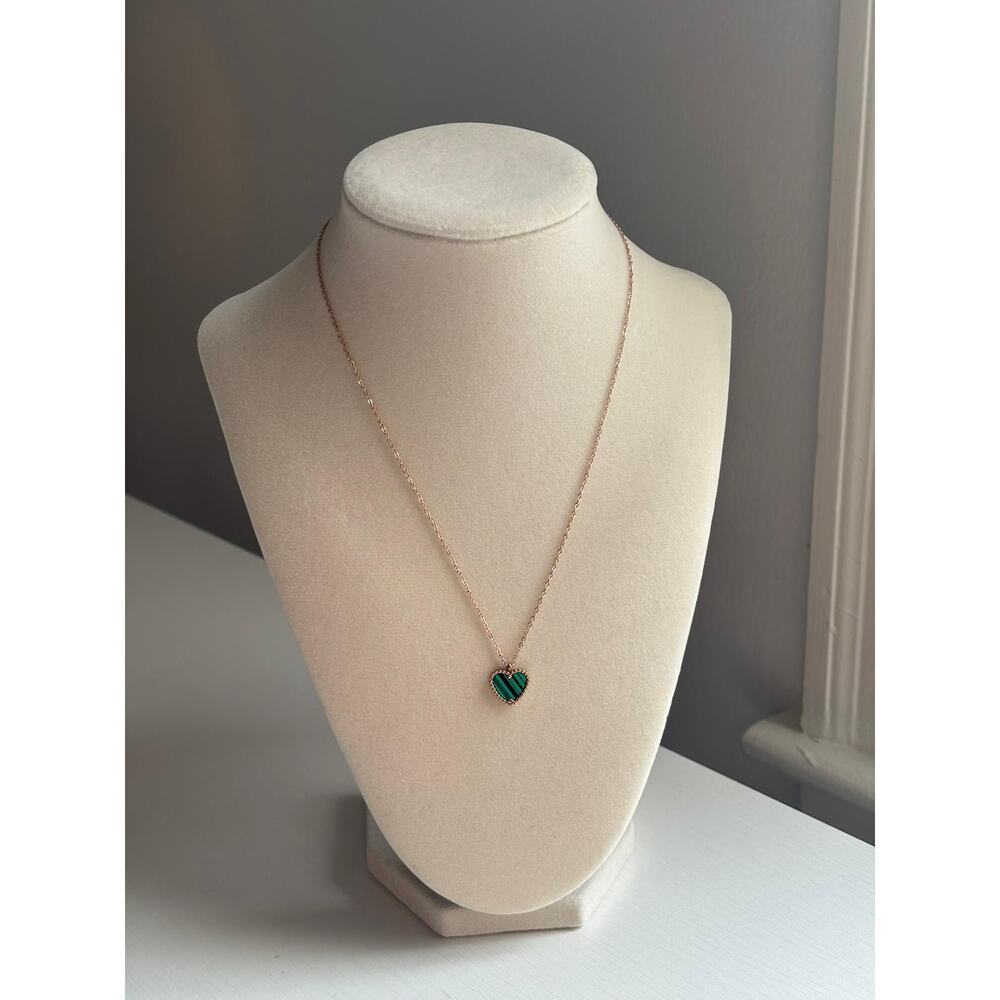 Rose Gold Green Heart Necklace Dainty Pendant Minimalist Jewelry - Picture 2 of 6